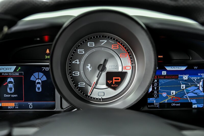 Used 2021 Ferrari F8 Tributo RWD image 31