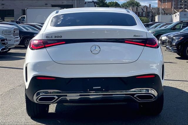 Certified 2025 Mercedes-Benz GLC 300 4MATIC w/ AMG Line image 3