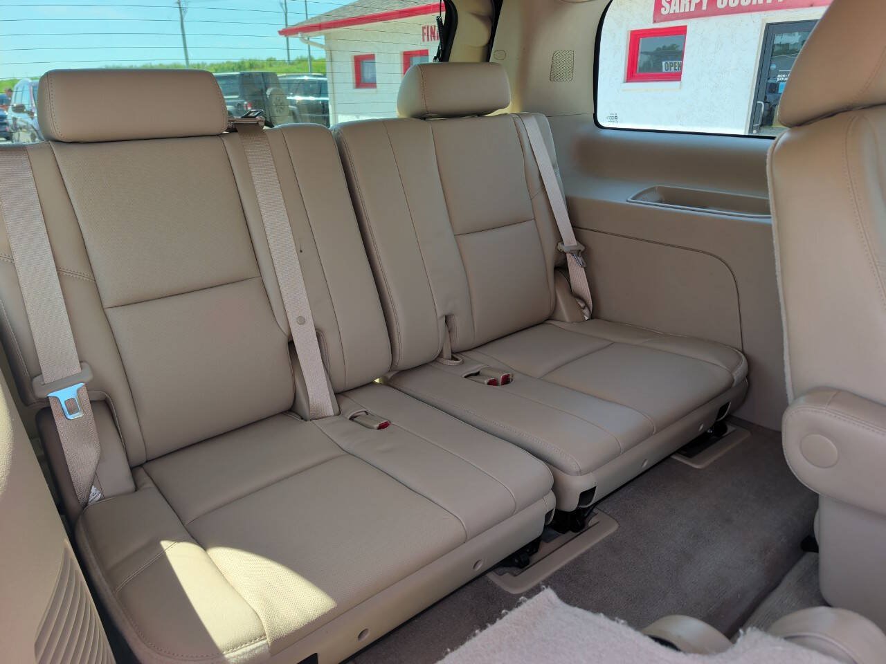 Used 2014 Chevrolet Tahoe LTZ AWD/4WD image 25