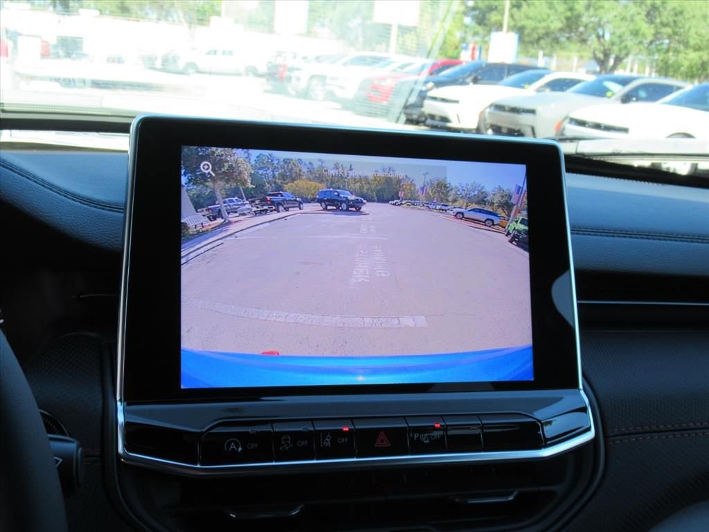 New 2026 Jeep Compass Trailhawk image 24