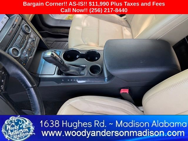 Used 2017 Ford Explorer XLT w/ Equipment Group 202A image 18