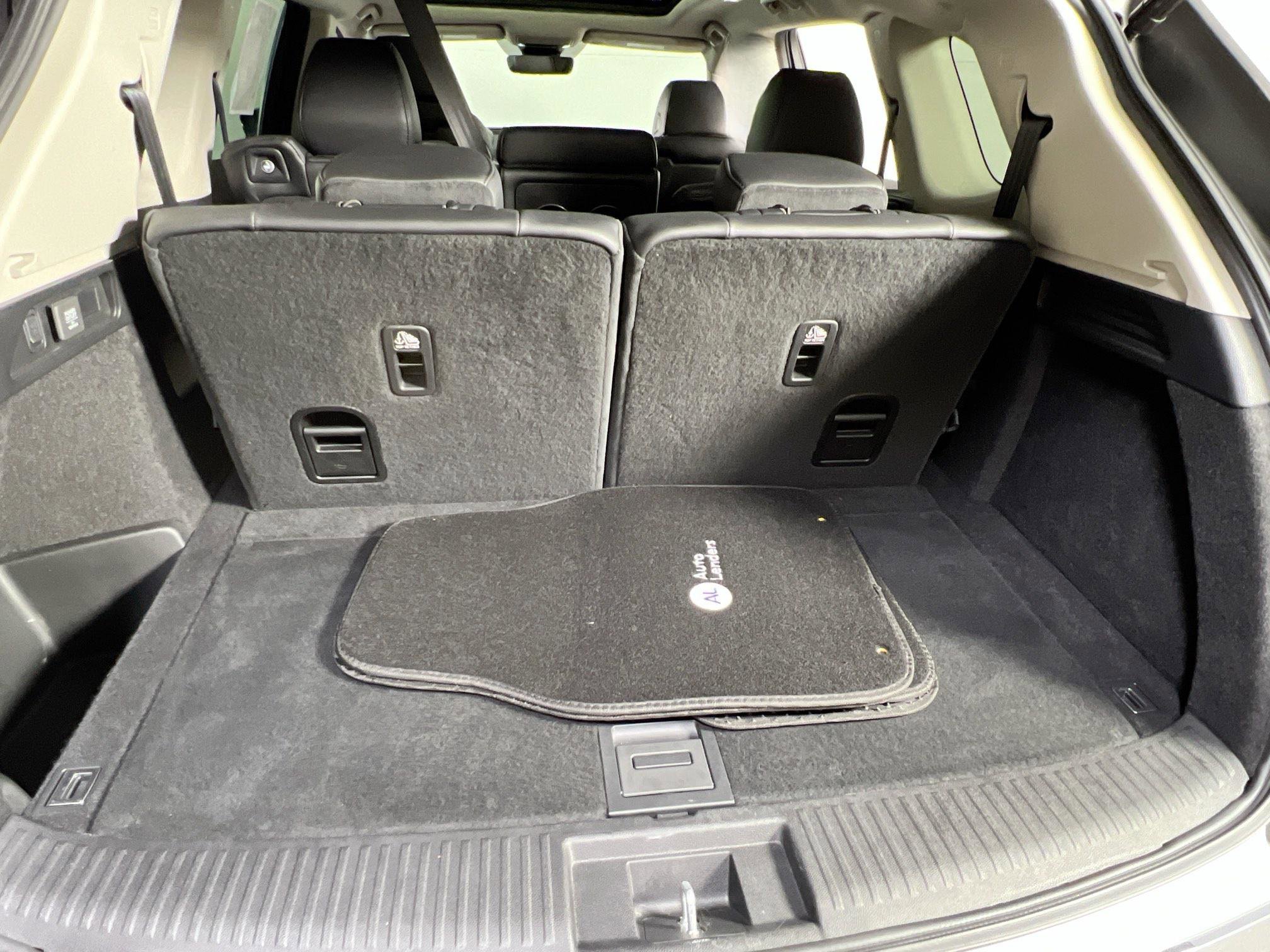 Used 2023 Acura MDX SH-AWD image 25