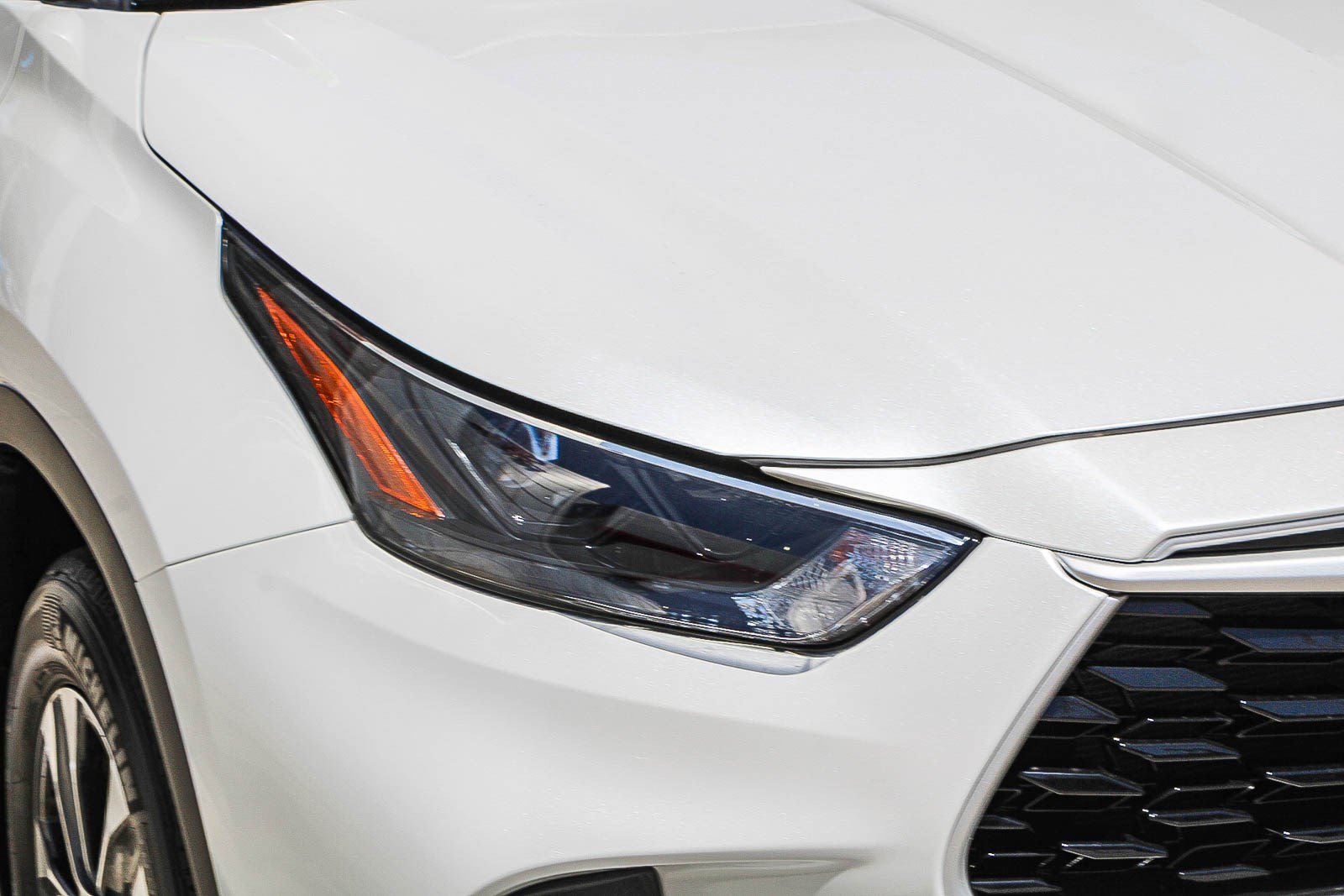 Certified 2026 Toyota Highlander XLE AWD/4WD image 5