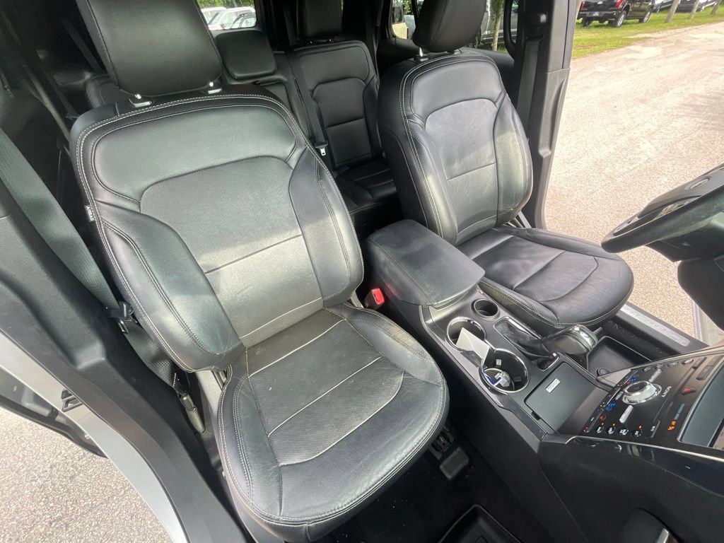 Used 2019 Ford Explorer Limited w/ Class III Trailer Tow Package FWD image 10