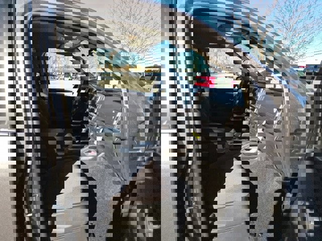 New 2026 Nissan Frontier SV image 13