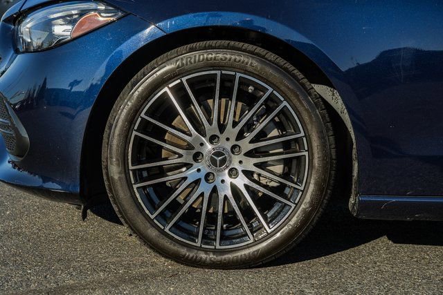 Certified 2023 Mercedes-Benz C 300 4MATIC Sedan image 17