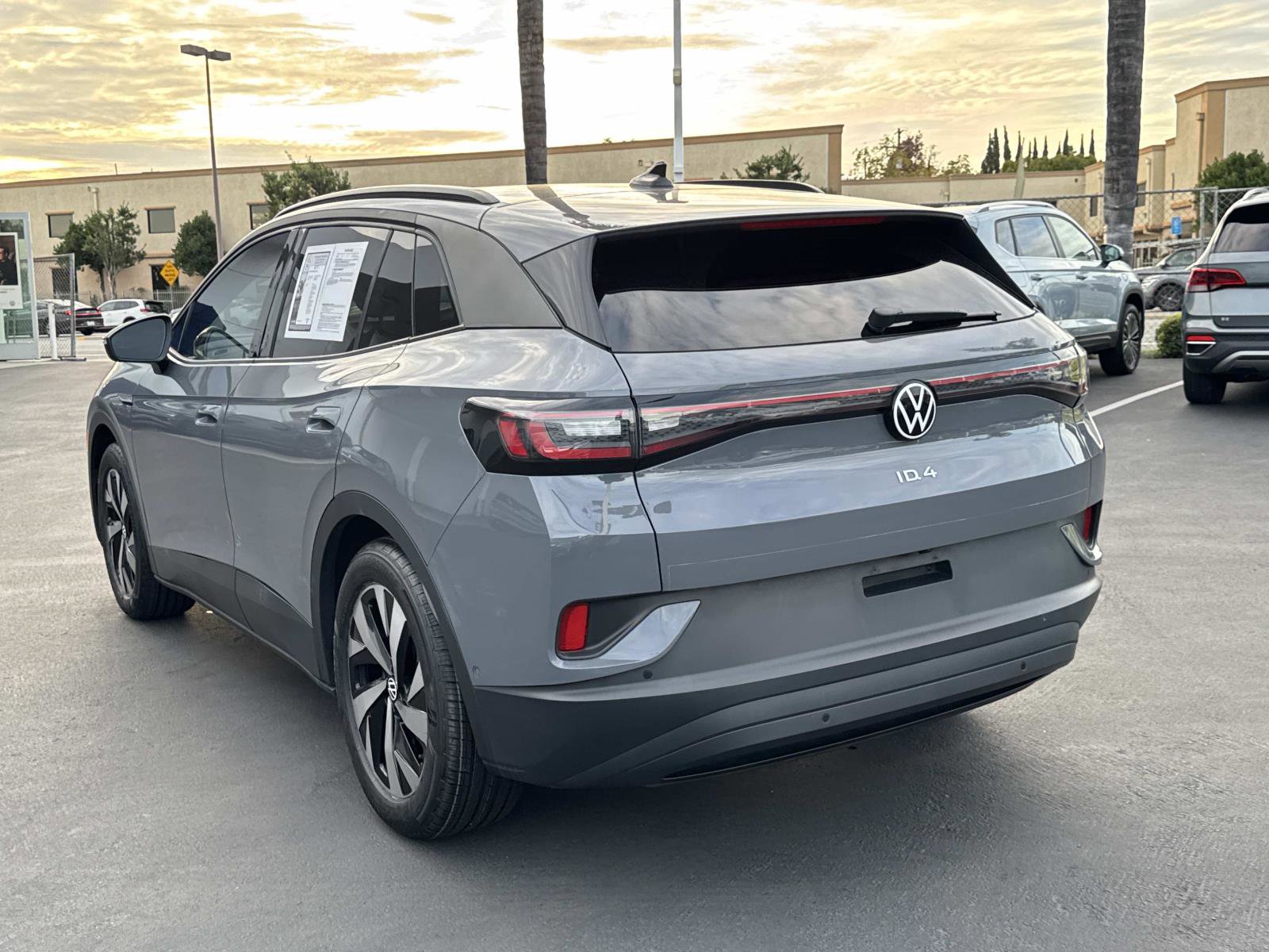 Certified 2023 Volkswagen ID.4 Pro image 3