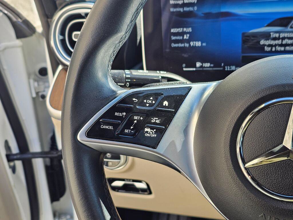 Used 2023 Mercedes-Benz C 300 Sedan image 32