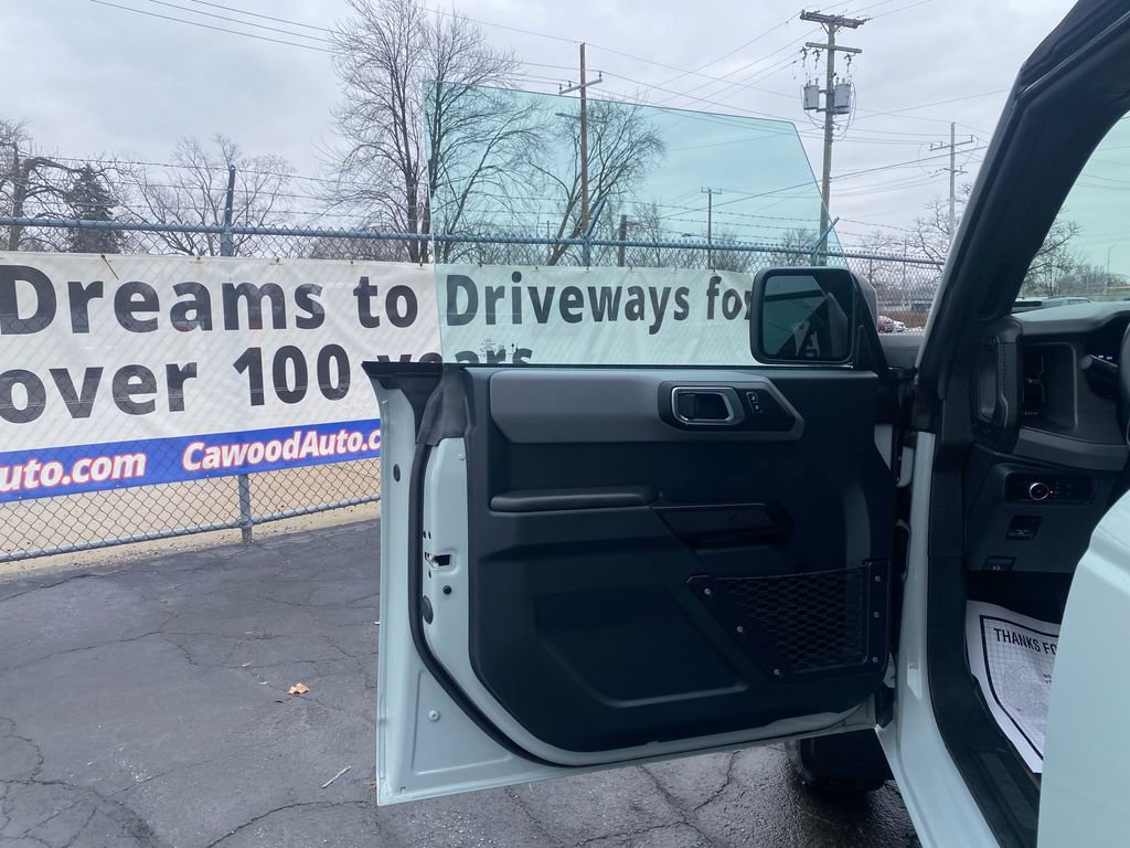 Used 2024 Ford Bronco Big Bend image 12