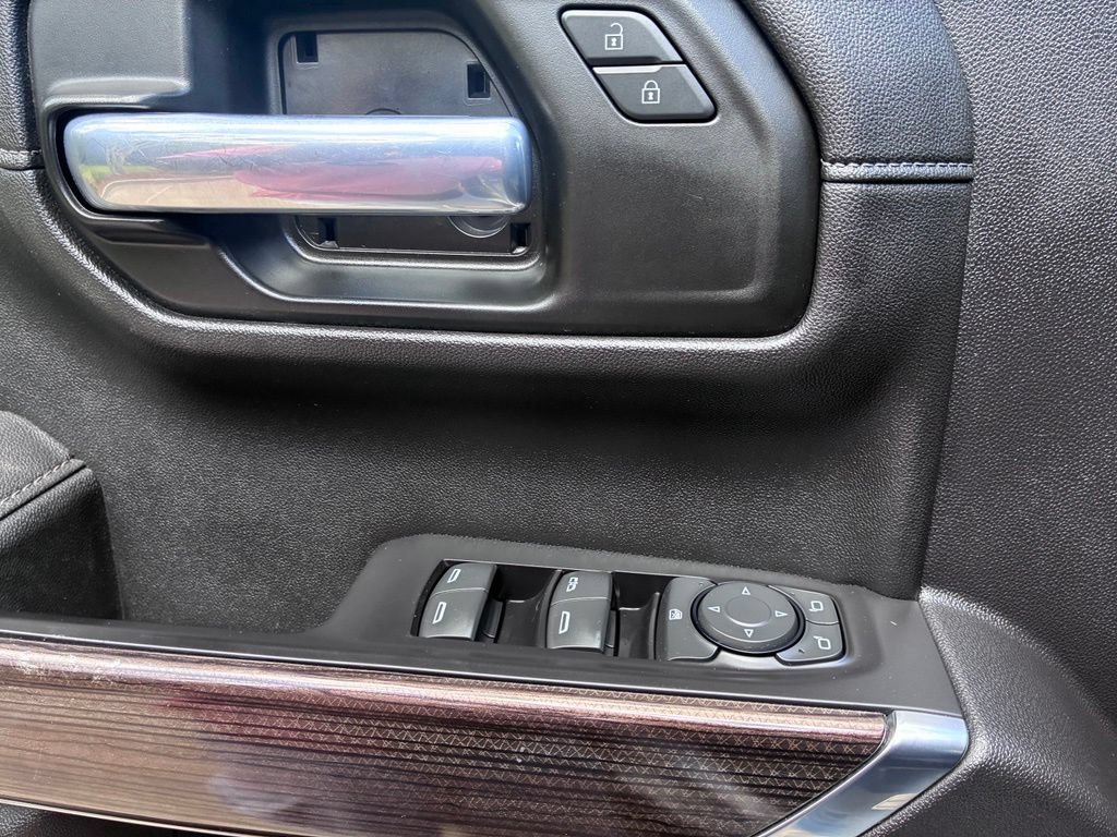 Used 2021 Chevrolet Silverado 1500 RST AWD/4WD image 18