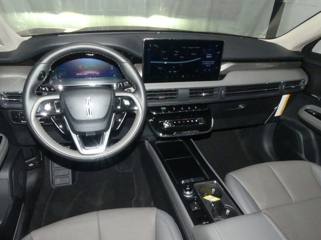 New 2025 Lincoln Corsair Reserve w/ Rear Removable Package Tray image 14