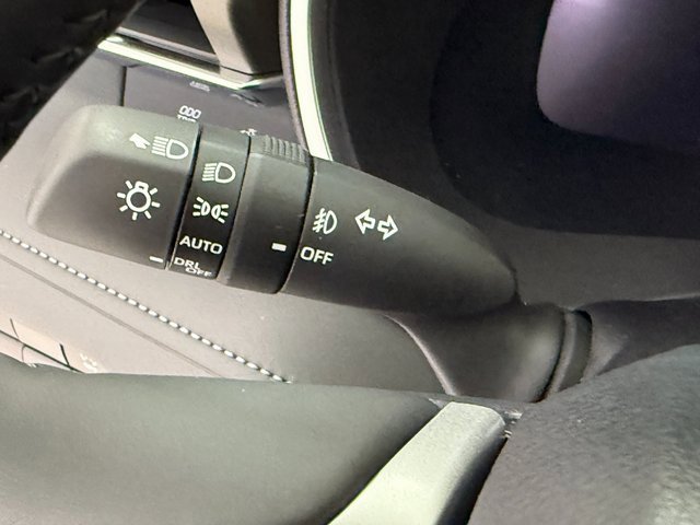 New 2026 Toyota Highlander Limited image 14