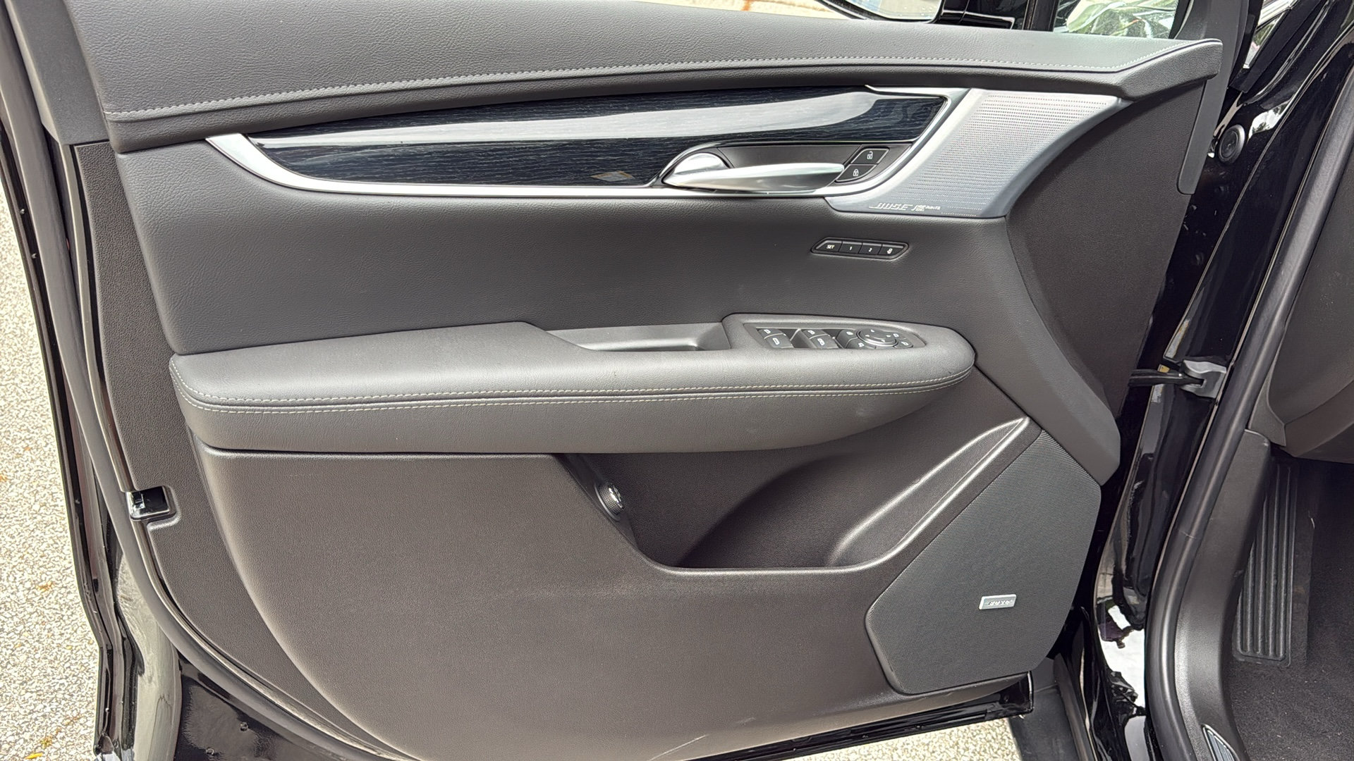 New 2026 Cadillac XT5 Premium Luxury w/ Driver Assist Package AWD/4WD image 10