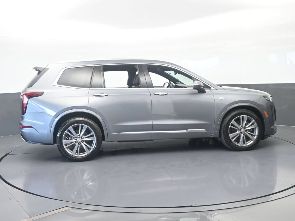 Used 2020 Cadillac XT6 Premium Luxury FWD image 7