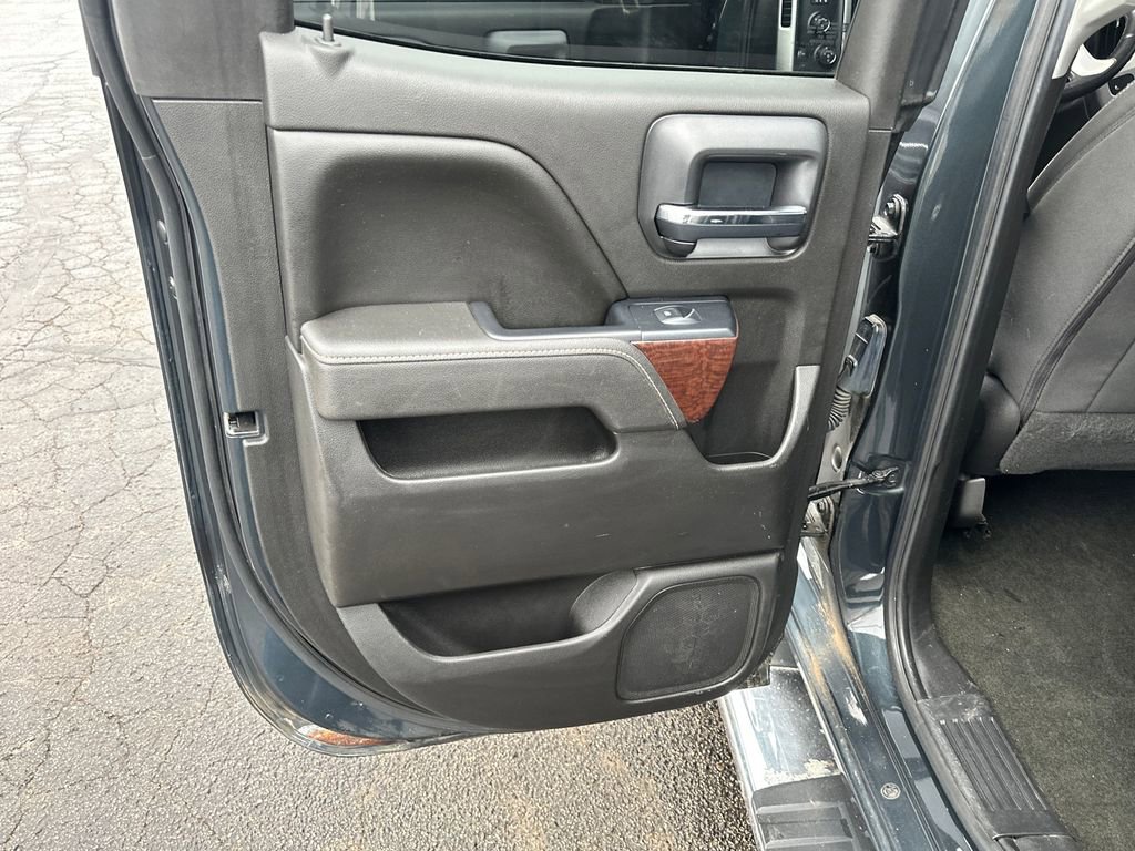 Used 2017 GMC Sierra 1500 SLE image 33