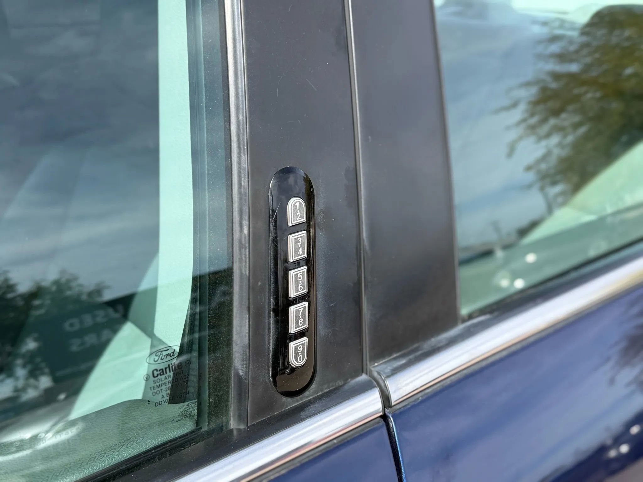 Used 2006 Mercury Montego Premier image 5