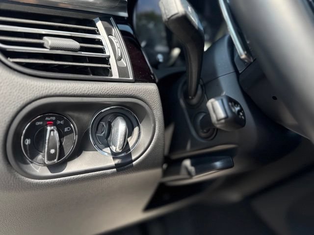 Certified 2026 Porsche Macan AWD/4WD image 17
