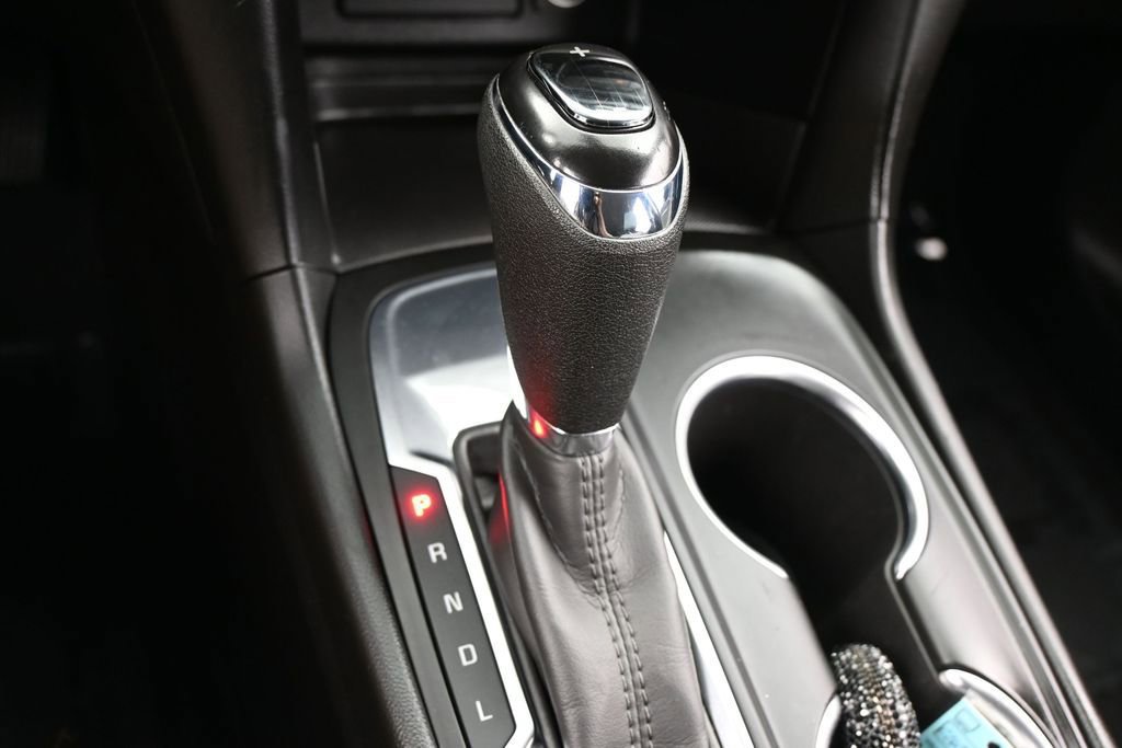 Used 2021 Chevrolet Equinox LS FWD image 20