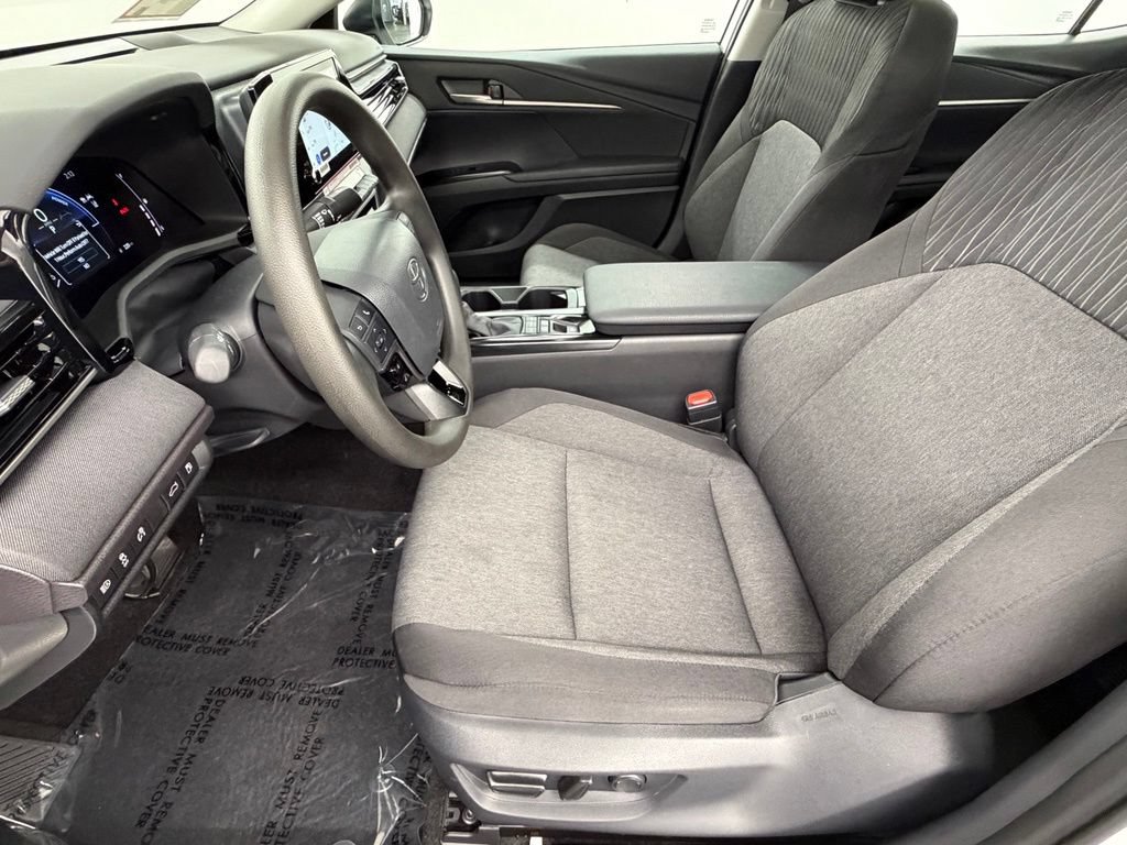 Used 2026 Toyota Camry LE w/ Convenience Package FWD image 22