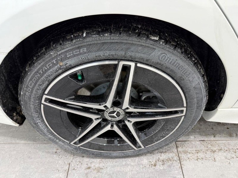 New 2026 Mercedes-Benz C 300 4MATIC Sedan image 3