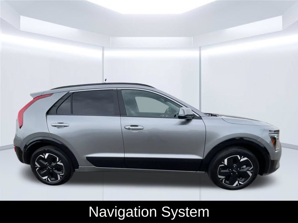 Used 2023 Kia Niro Wind w/ Wind Preserve Package FWD image 11