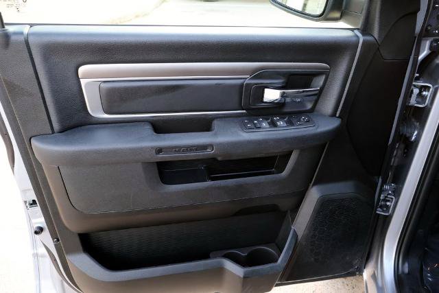 Used 2024 RAM 1500 Warlock AWD/4WD image 16