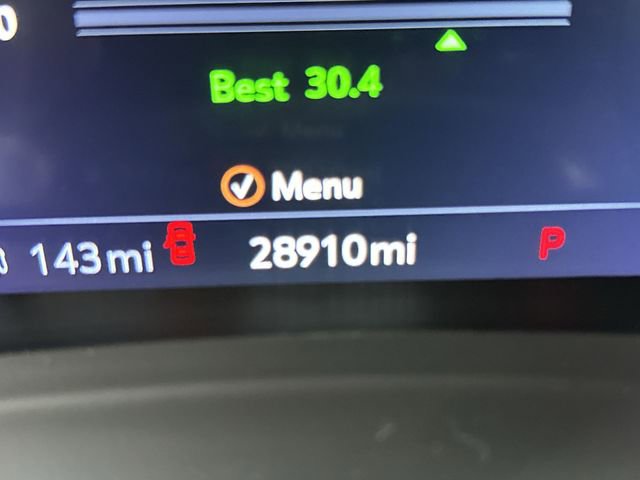 Used 2022 Buick Envision Avenir w/ Technology Package II image 16