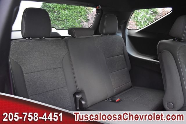 Used 2025 Chevrolet Traverse LT w/ LPO, Floor Liner Package FWD image 24