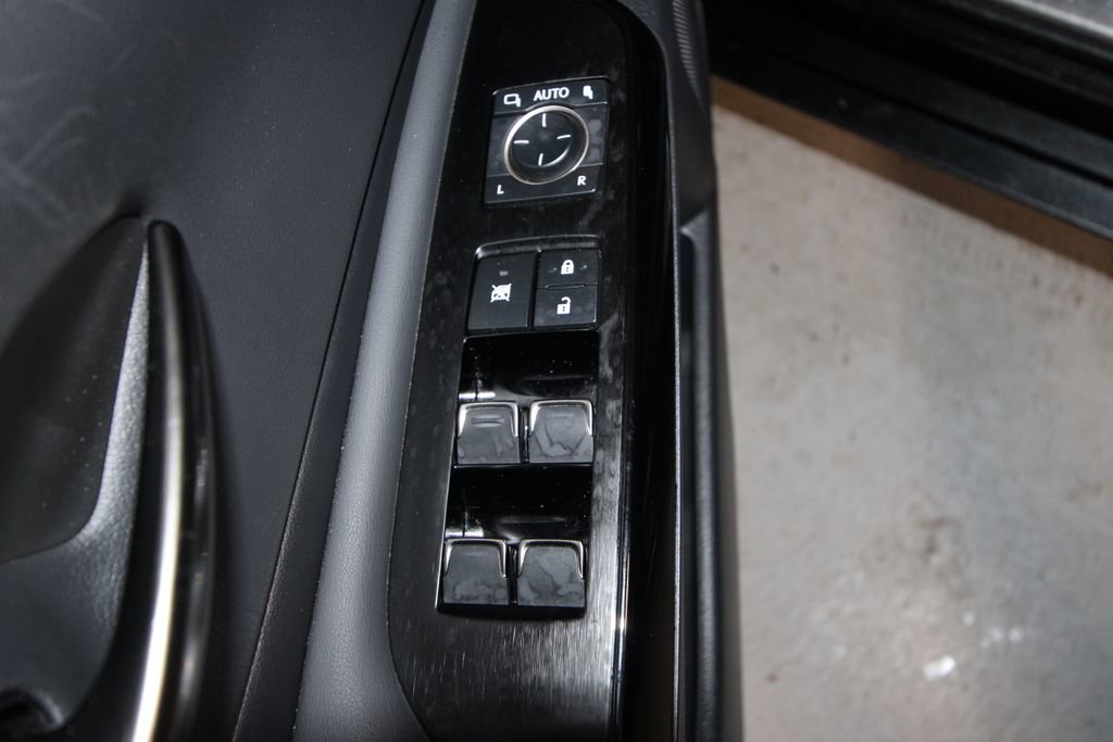 Used 2022 Lexus ES 350 w/ Premium Package image 6