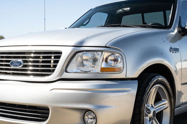 Used 2001 Ford F150 Lightning image 10
