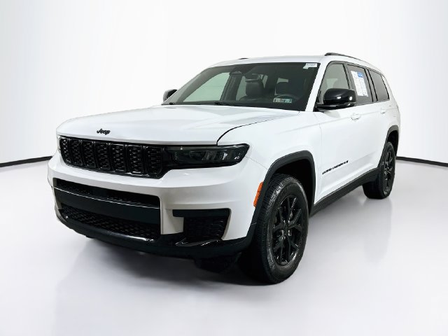 Used 2024 Jeep Grand Cherokee L Altitude AWD/4WD image 3