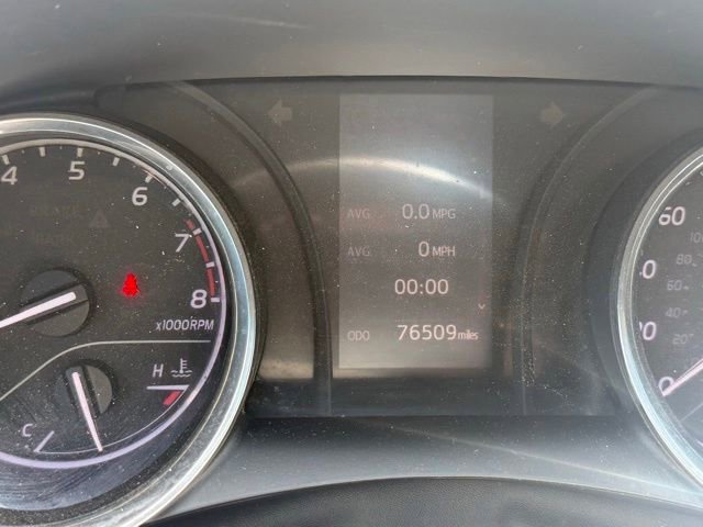 Used 2018 Toyota Camry SE w/ Audio Package FWD image 10