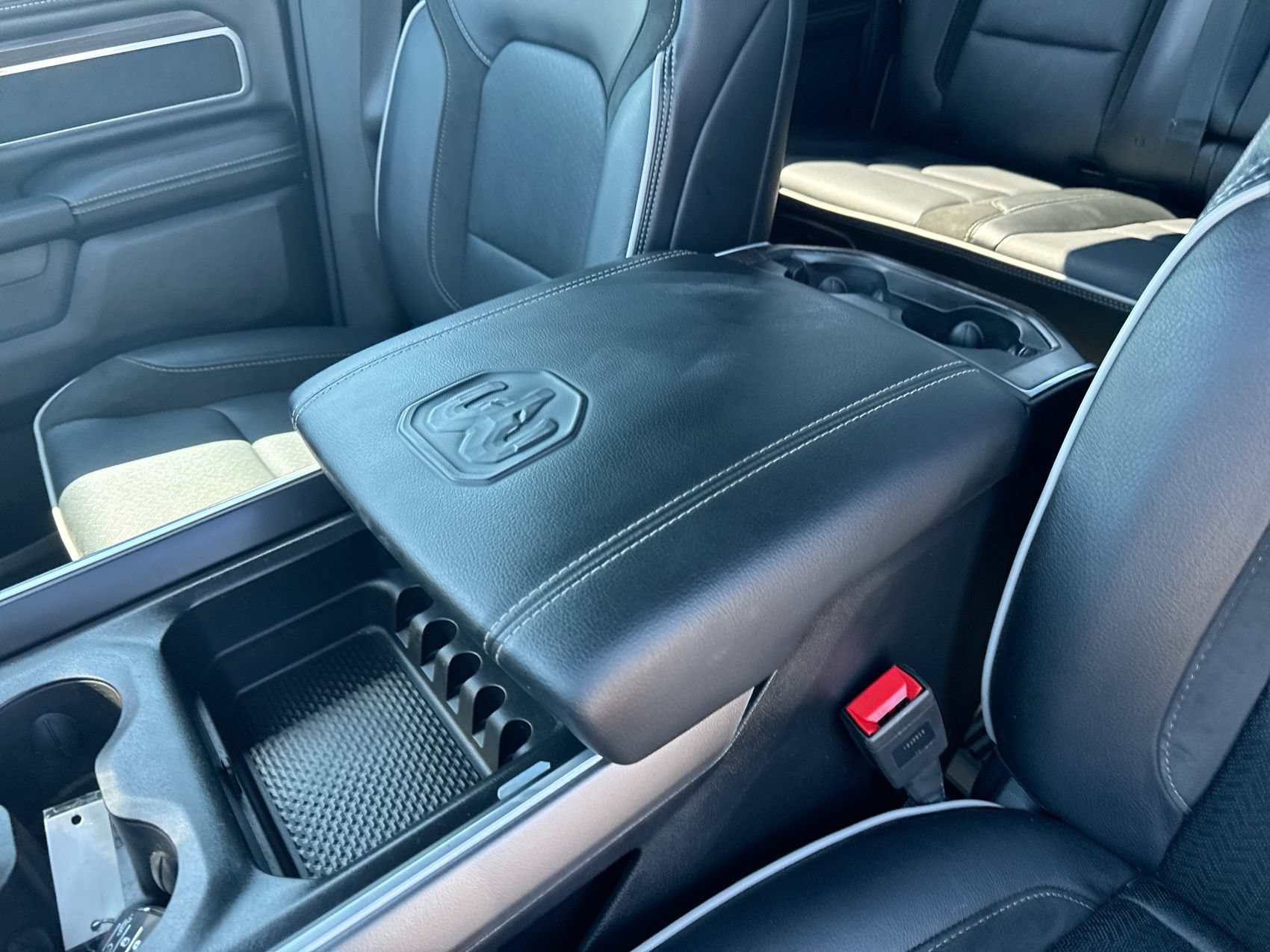 Used 2025 RAM 1500 Laramie w/ Night Edition AWD/4WD image 21