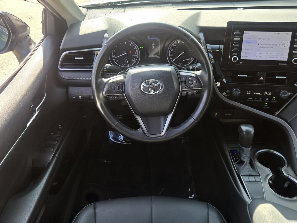 Used 2024 Toyota Camry SE w/ Convenience Package FWD image 11