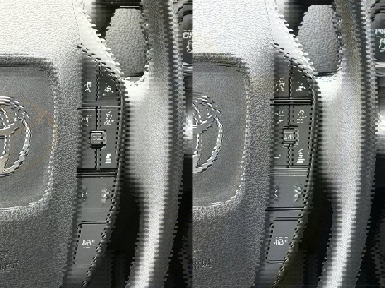 Used 2024 Toyota Prius LE image 15