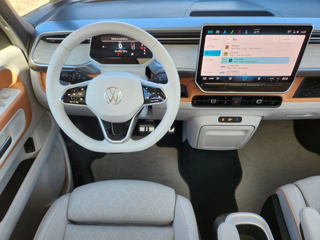 New 2025 Volkswagen ID. Buzz Pro S Plus image 19
