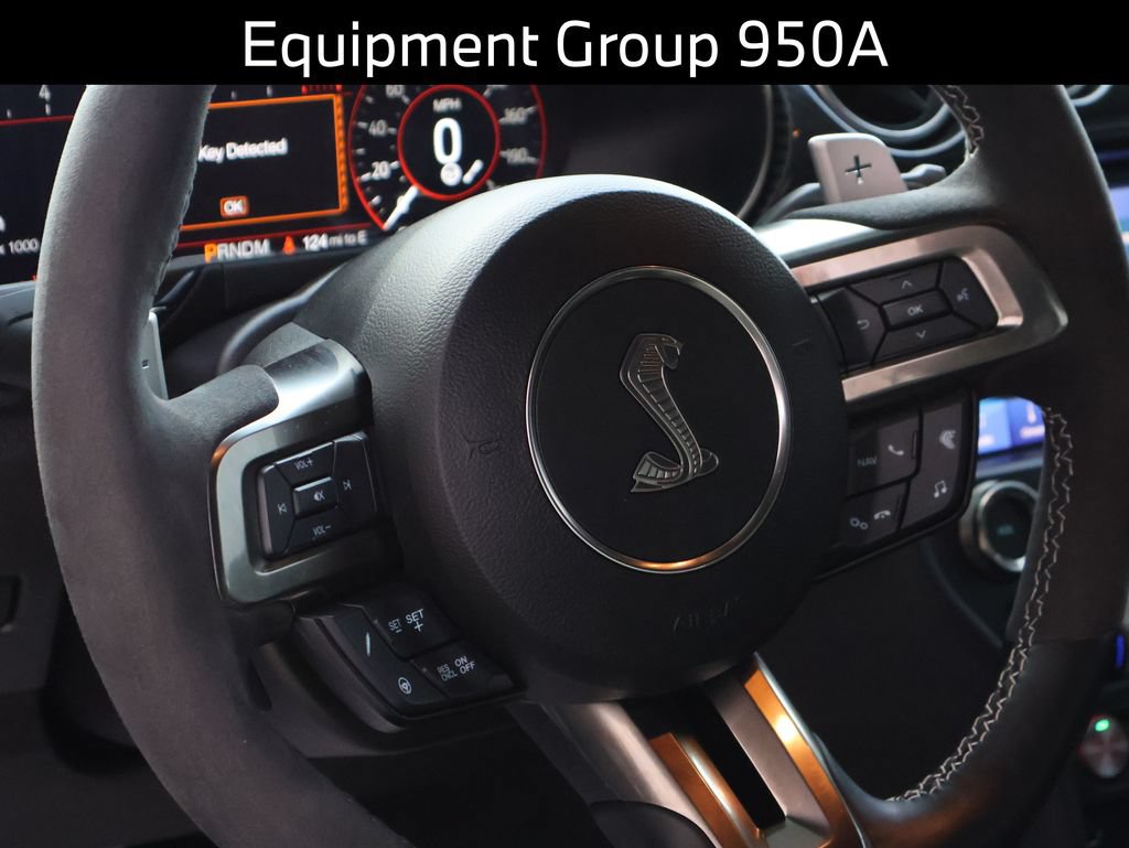 Used 2022 Ford Mustang Shelby GT500 w/ Technology Package RWD image 5