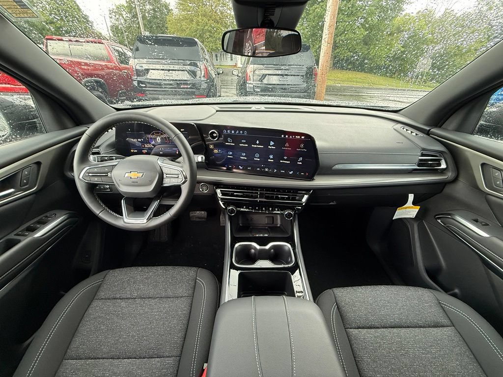 New 2027 Chevrolet Traverse LT w/ Sun and Wheel Package AWD/4WD image 10