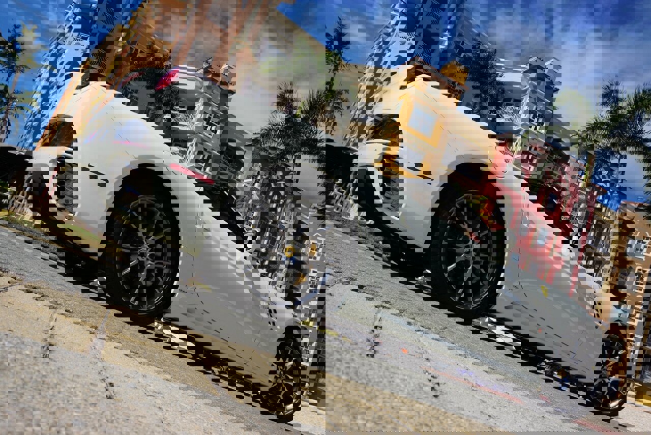 Used 2014 Ferrari California RWD image 58