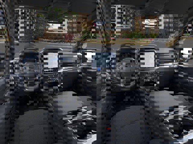 New 2025 Ford F150 XLT w/ Equipment Group 302A MID image 31