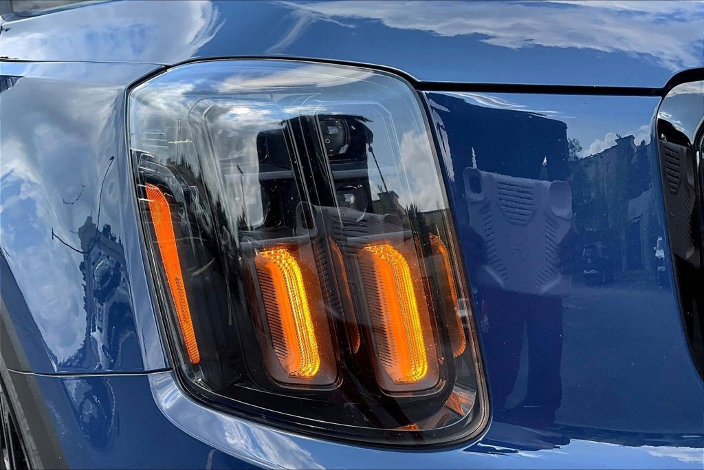 Used 2024 Kia Telluride SX Prestige X-Line AWD/4WD image 32