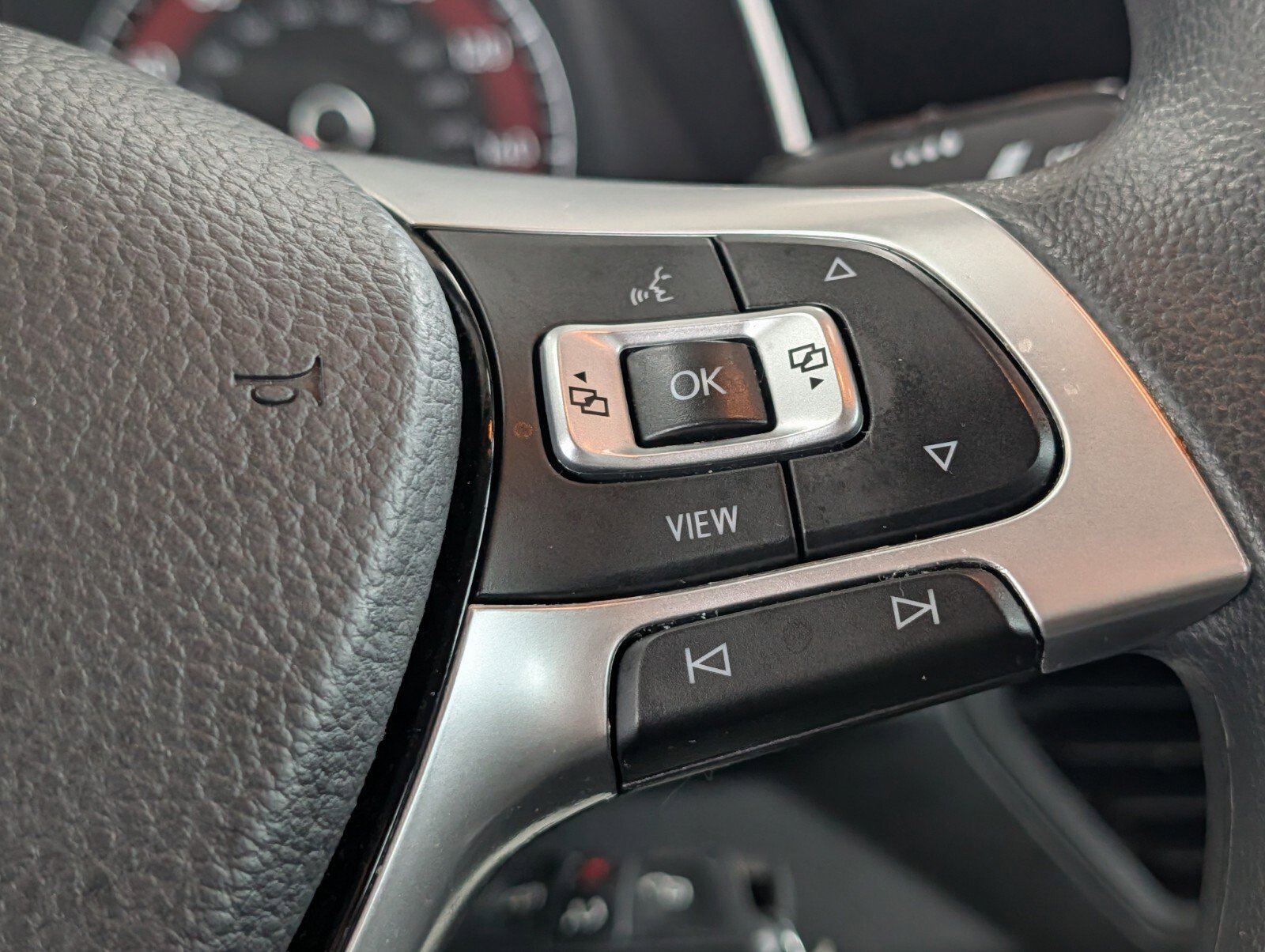 Used 2021 Volkswagen Jetta S w/ Driver Assistance Package image 18