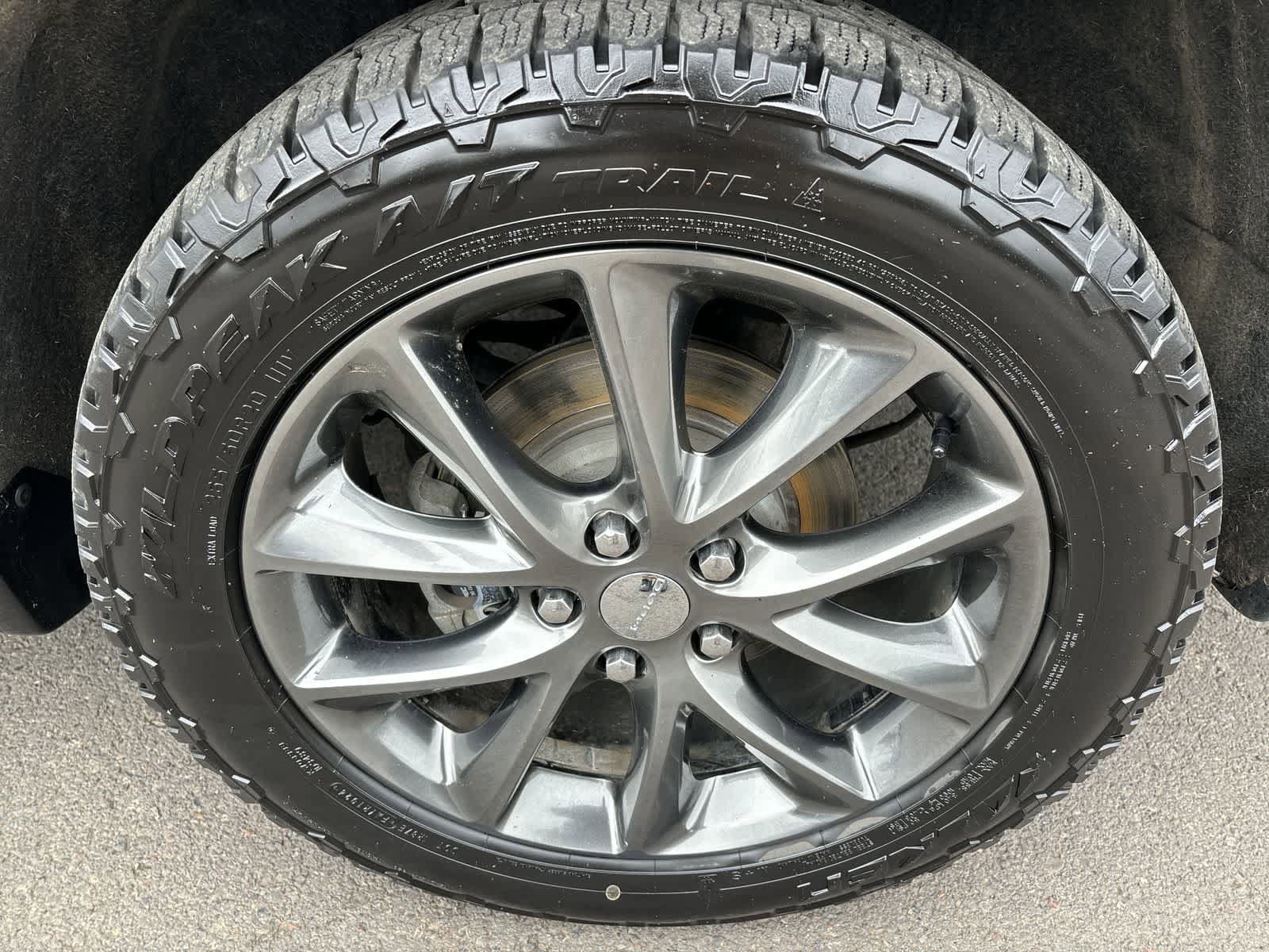 Used 2017 Dodge Durango GT w/ Premium Group image 4