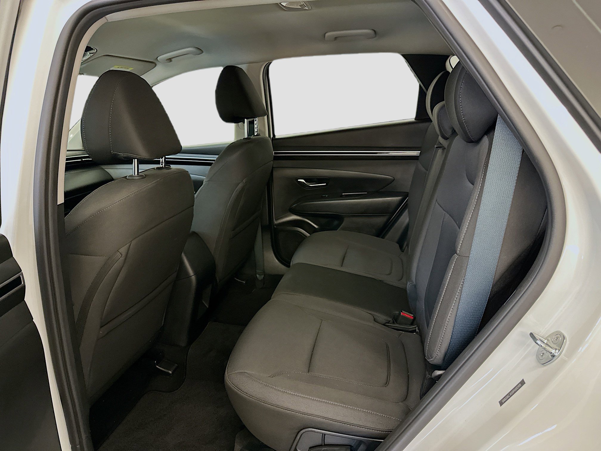 Used 2023 Hyundai Tucson SE image 28