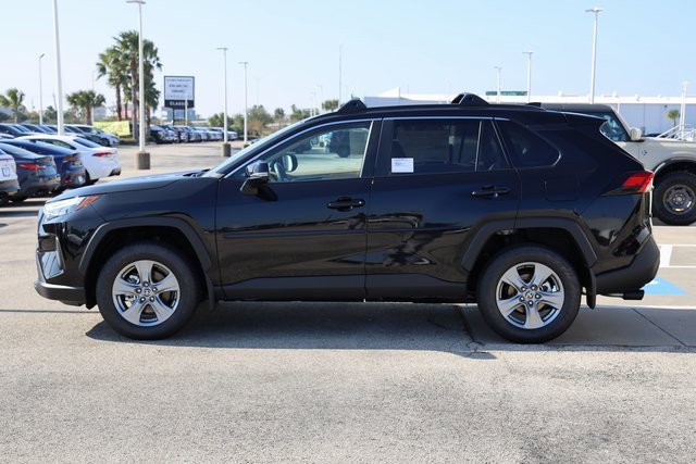 New 2025 Toyota RAV4 XLE image 5