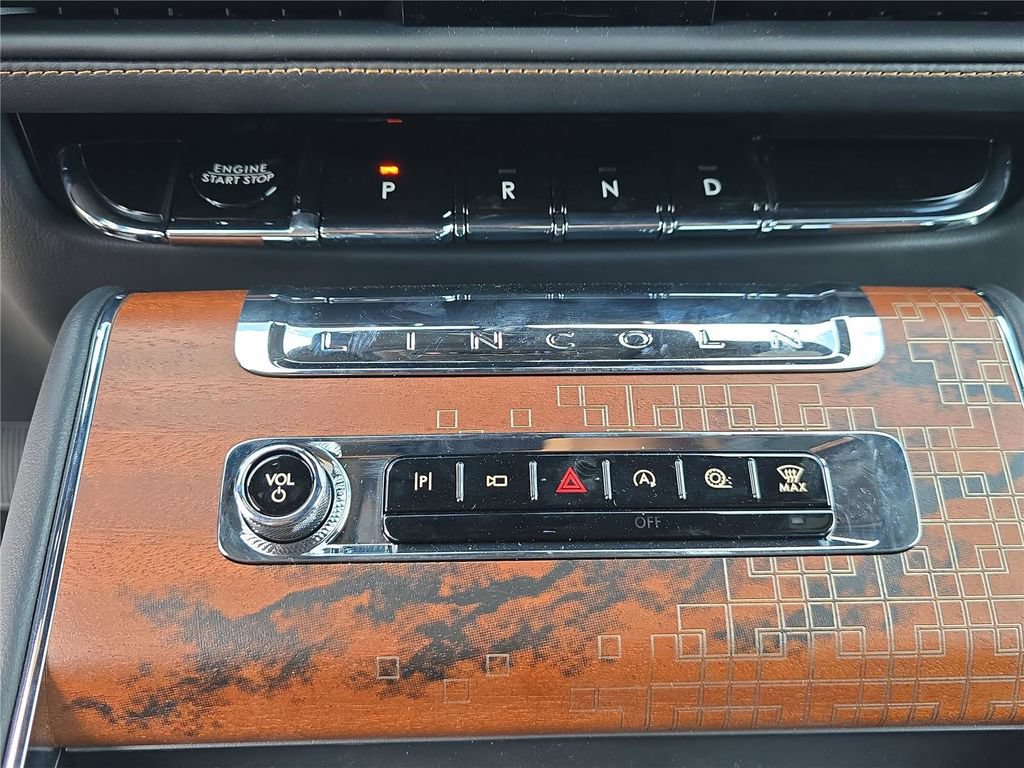 New 2026 Lincoln Aviator Black Label w/ Black Label Special Edition AWD/4WD image 22