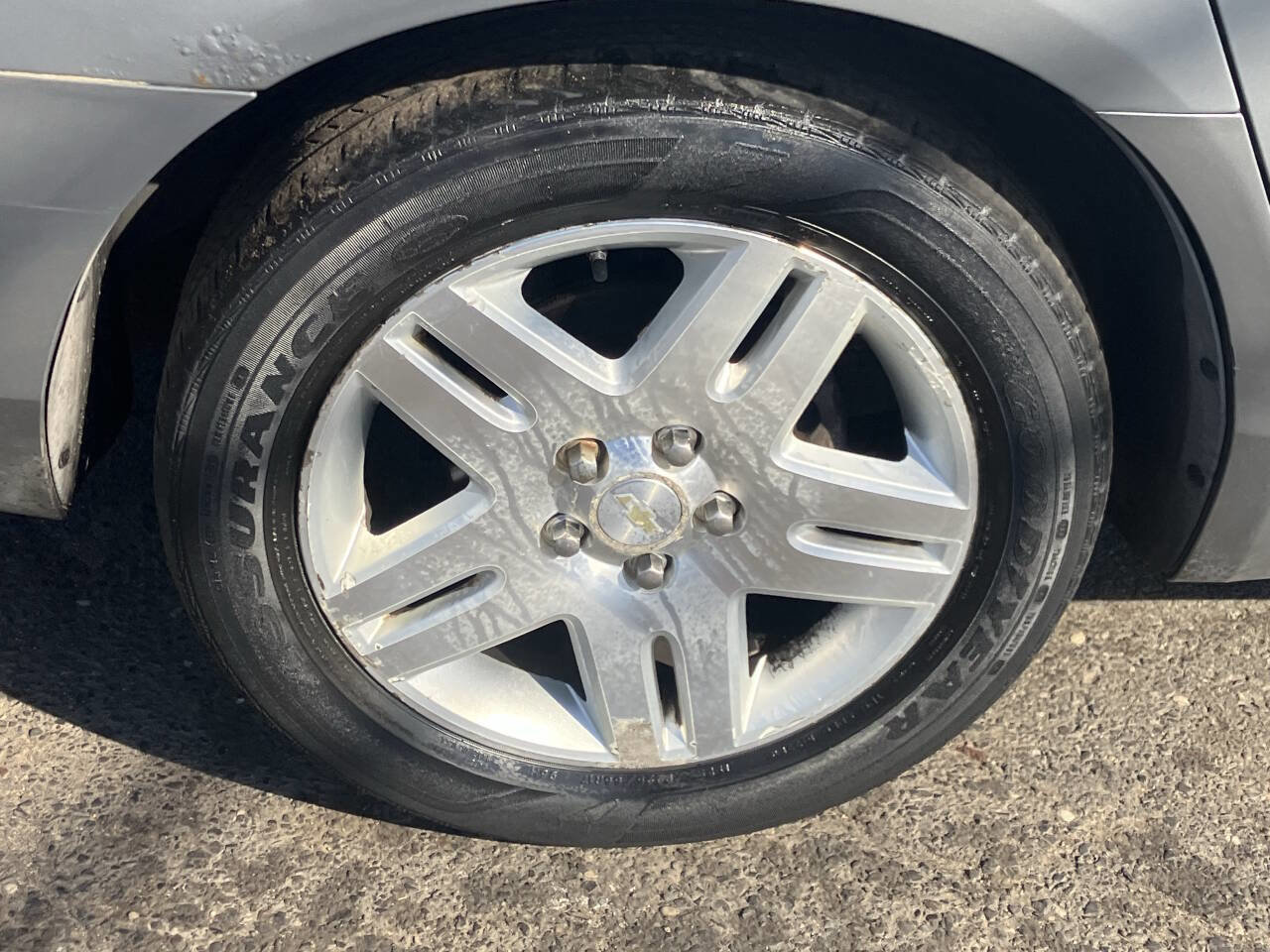 Used 2007 Chevrolet Impala LTZ FWD image 16