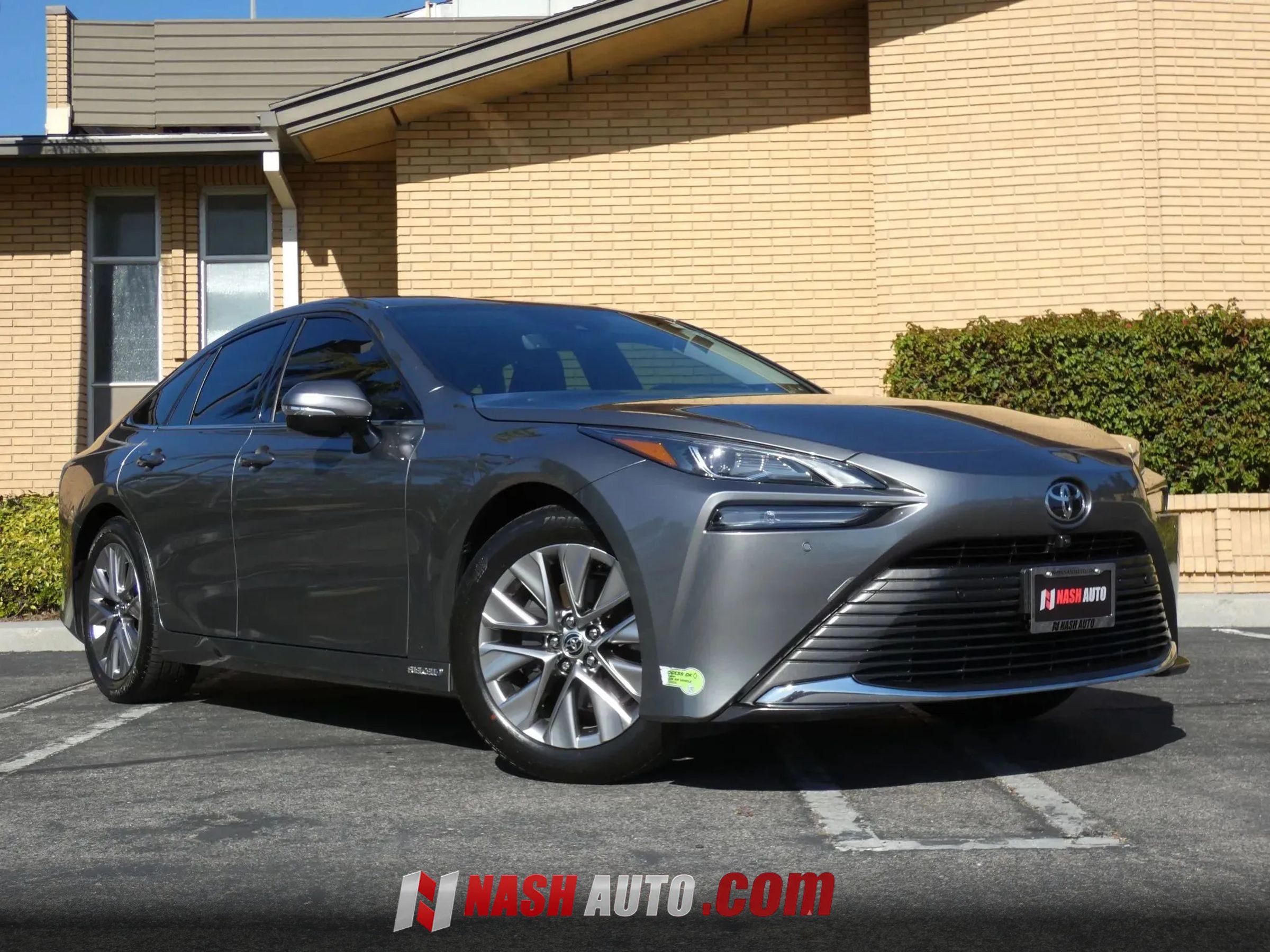 Used 2023 Toyota Mirai w/ Advanced Technology Package RWD image 6