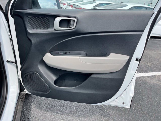 New 2026 Hyundai Venue SEL FWD image 23