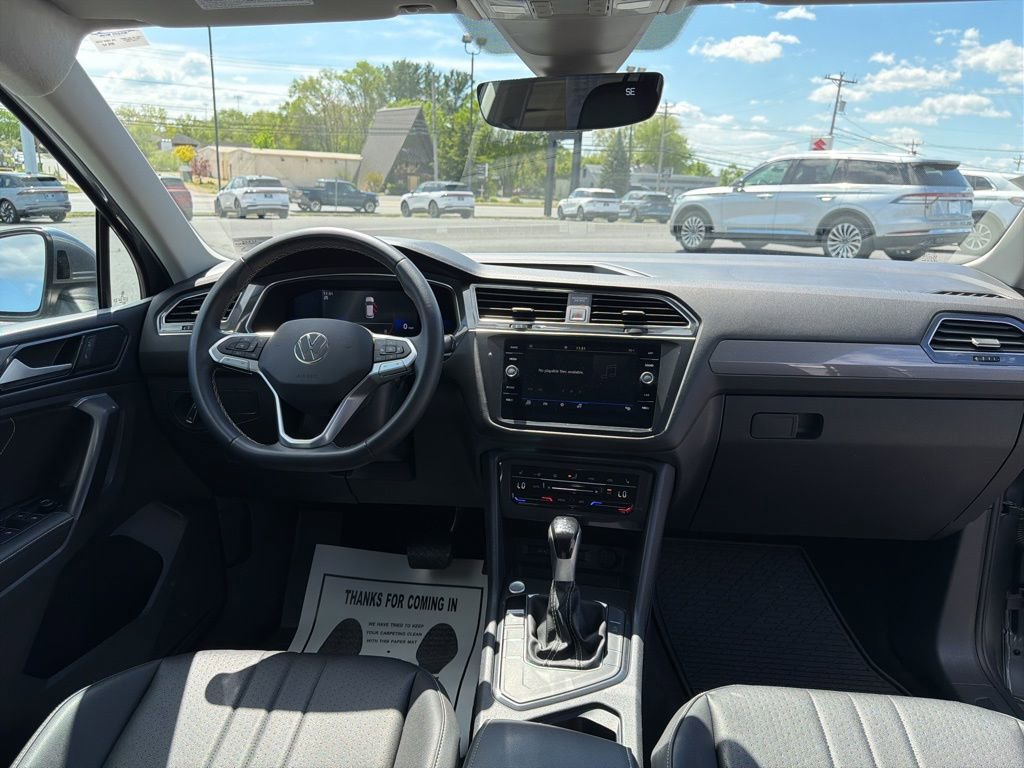 Used 2023 Volkswagen Tiguan SE FWD image 22